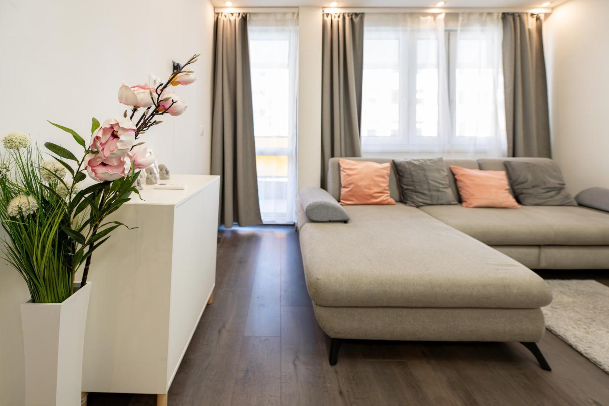 Rumbach 2022 Modern Apartment Boedapest Buitenkant foto