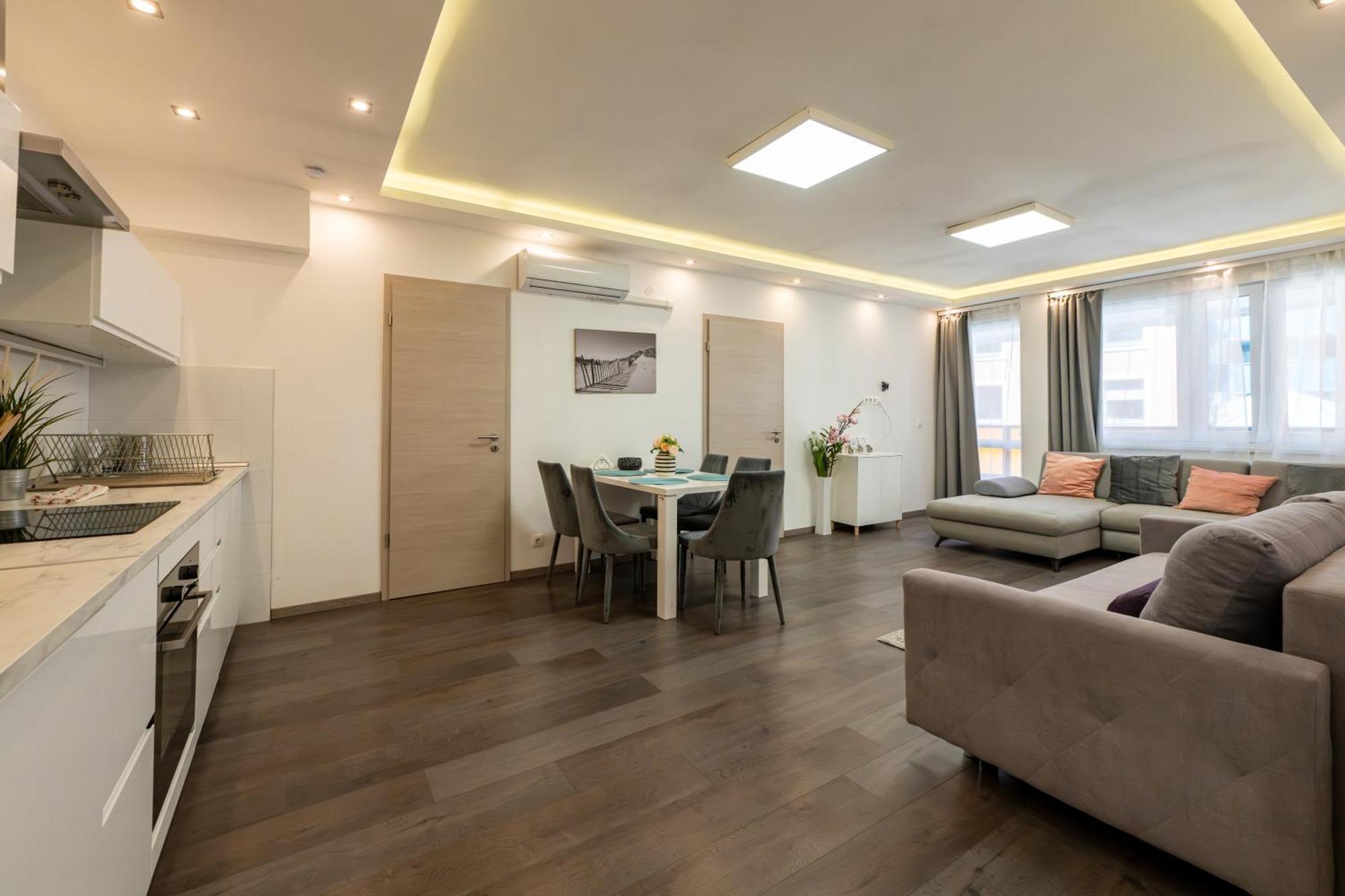 Rumbach 2022 Modern Apartment Boedapest Buitenkant foto