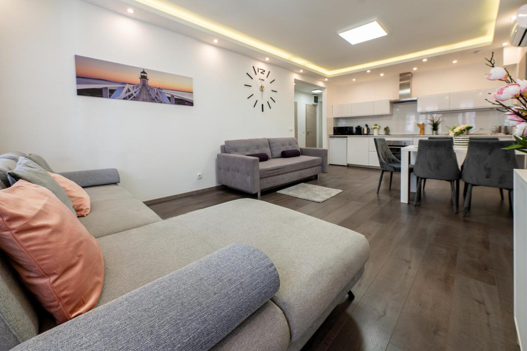 Rumbach 2022 Modern Apartment Boedapest Buitenkant foto